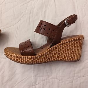 B.O.C Leather Cutout Flower Petal Slingback Platform Wedge Comfort Sandals Y2K